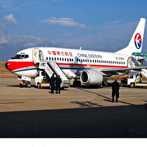 武夷山航空空运航空快运业稳步发展的原因是什么？